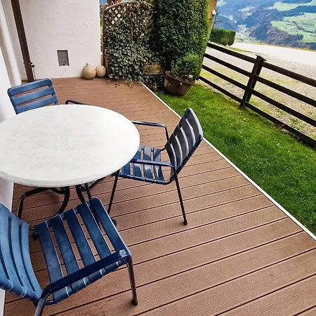 In Hopfgarten הופגרטן אים בריקסנטל